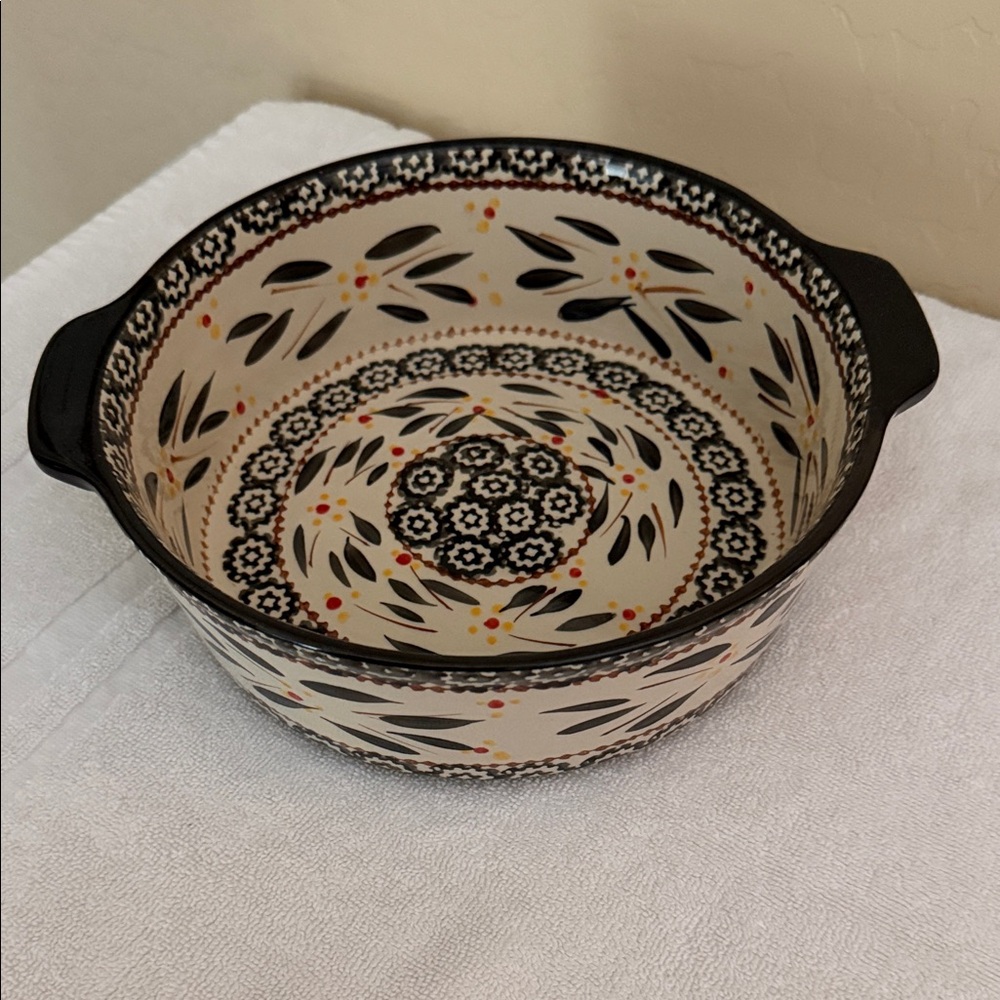 Temptations Black and Cream Decorative Bowl